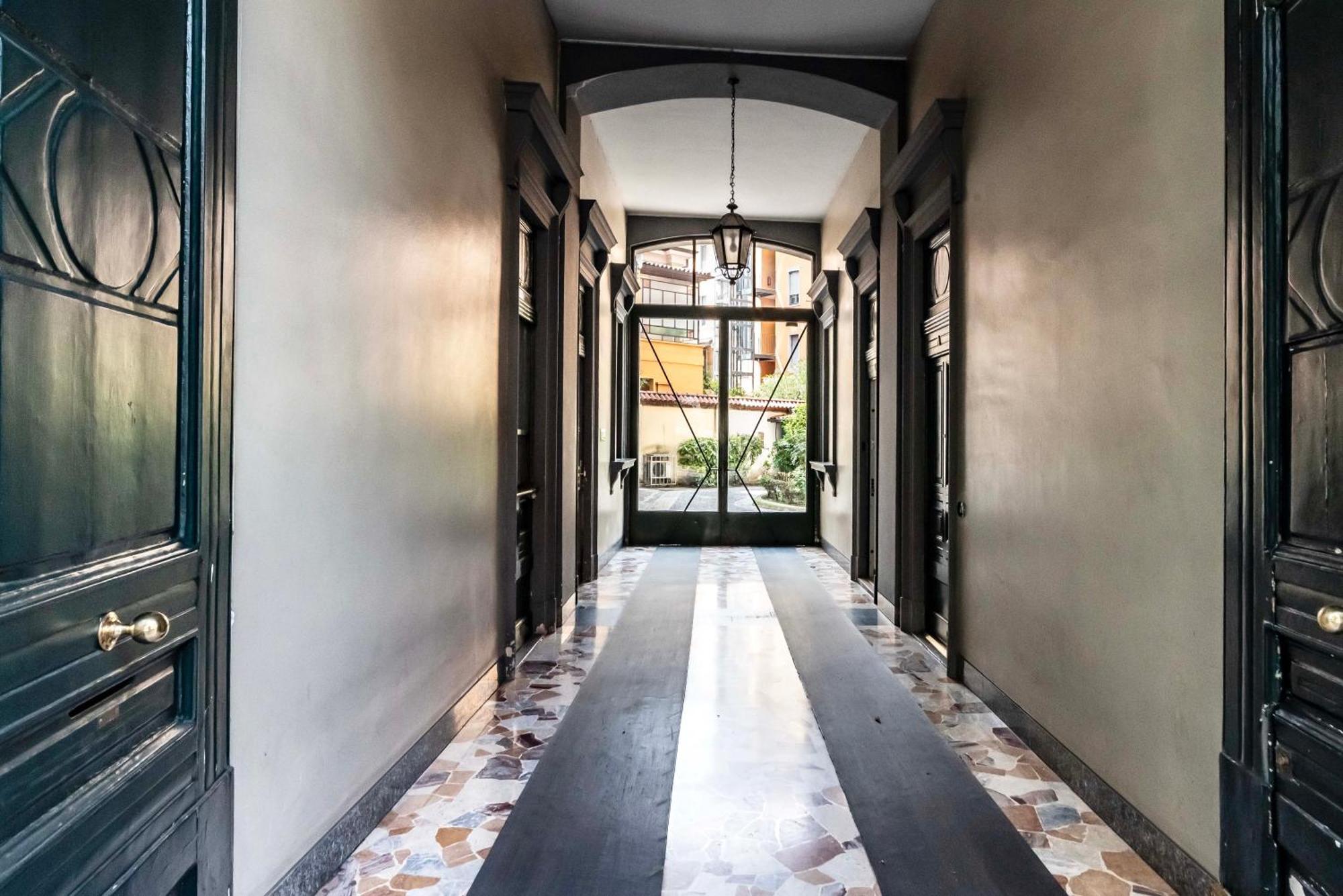 Dream Suites Milano Centro Porta Romana Exterior photo